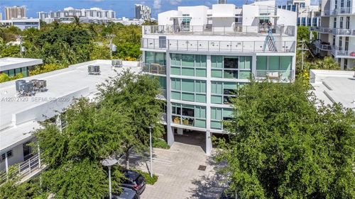 2-2025 Meridian Ave, Miami Beach, FL, 33139-1501 | Card Image