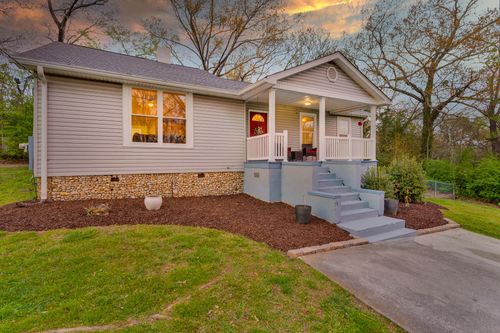 223 Ivy St, Rossville, GA, 30741-2031 | Card Image