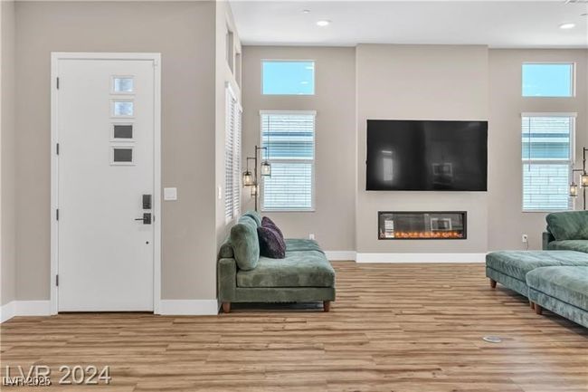 10301 Fairview Ridge Ct, House other with 4 bedrooms, 3 bathrooms and null parking in Las Vegas NV | Image 10