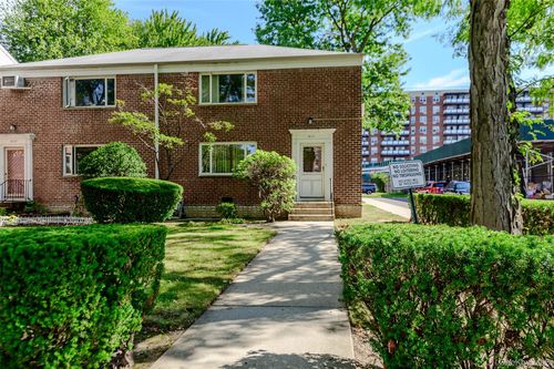 101-18-11 212th St, Bayside, NY, 11360-1528 | Card Image