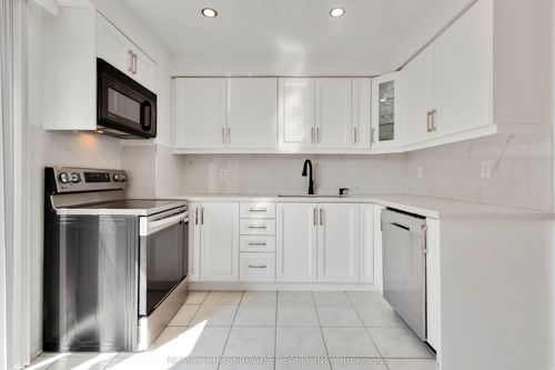80 Wright Cres, Ajax, ON, L1S6X1 | Card Image