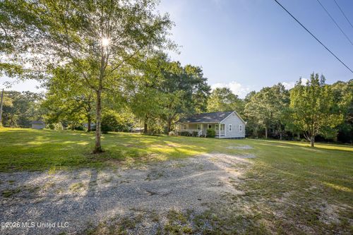 20608 Scarborough Rd, Saucier, MS, 39574-8781 | Card Image
