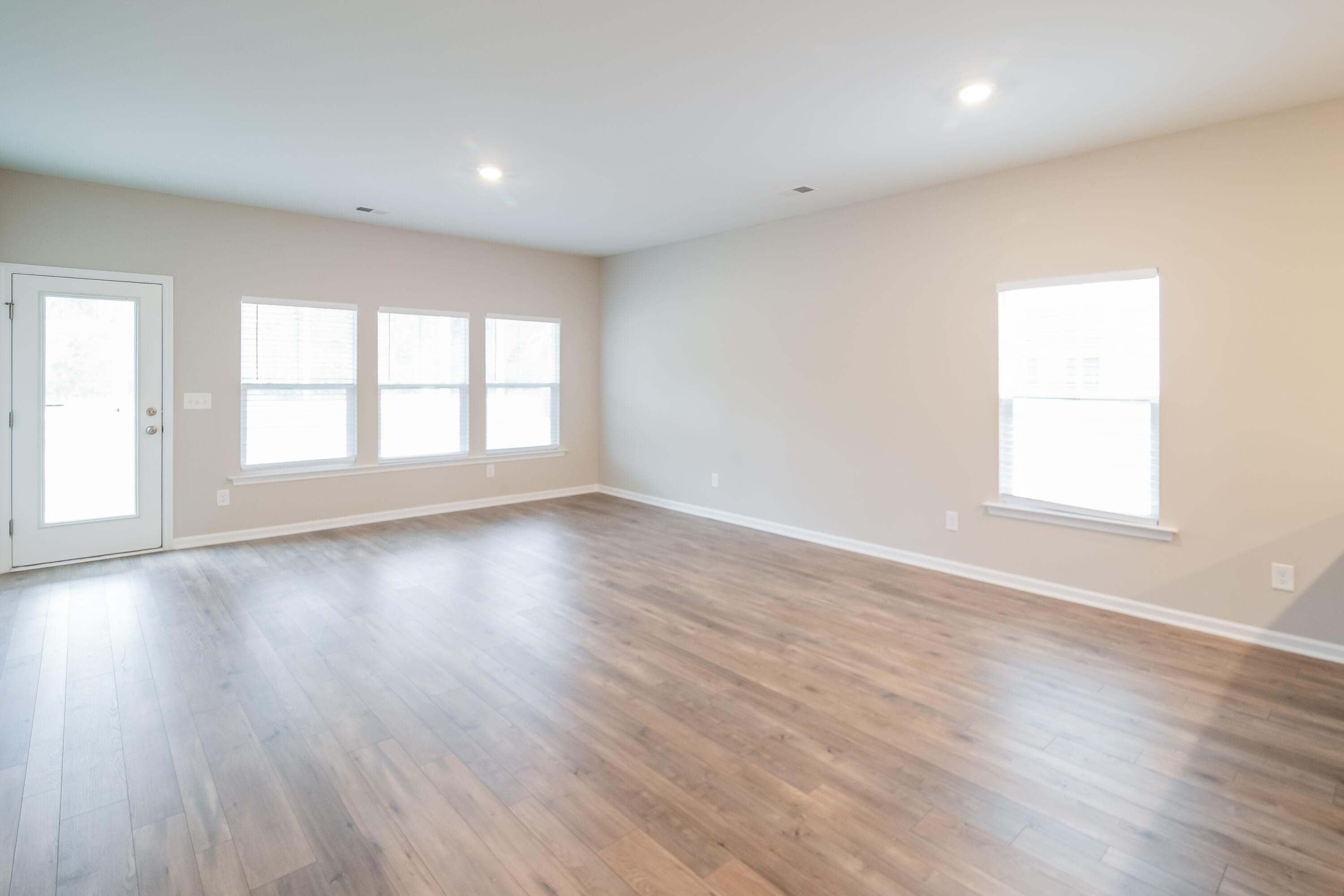 Residential in Summerville 3