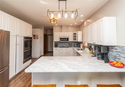 4 Shea Knolls Ct, Campbell Hall, NY, 10916-3306 | Card Image