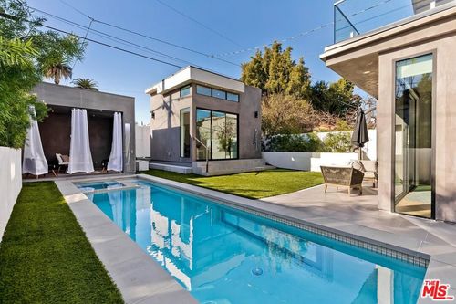 489 S Willaman Dr, Los Angeles, CA, 90048-3357 | Card Image