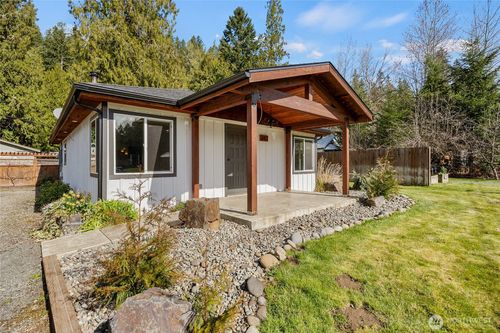 547 Silverbrook Rd, Randle, WA, 98377-9208 | Card Image