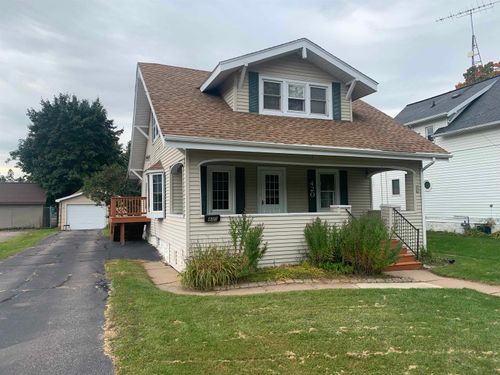 420 Watson St, Antigo, WI, 54409-2608 | Card Image