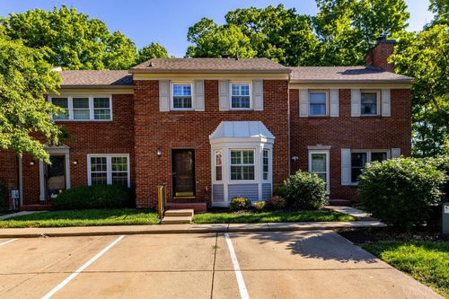9120 Dominion Cir, Symmes Twp, OH, 45249-8401 | Card Image