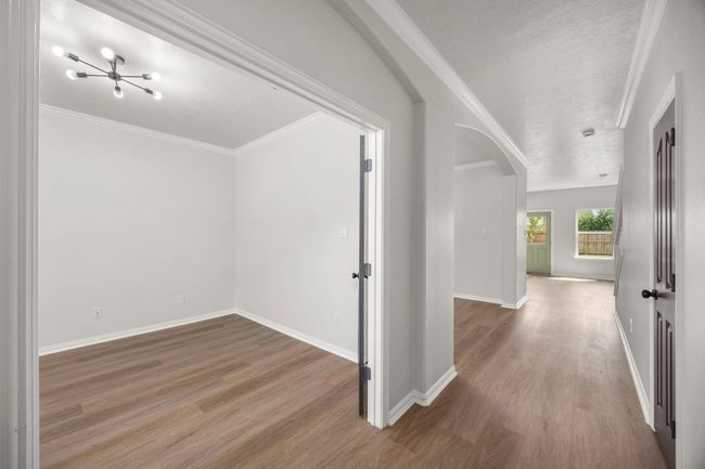 Welcoming Entry with Adjacent Office/Study | Image 4