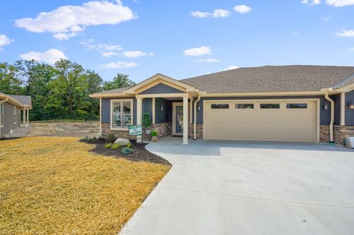 126 Willows End, Bellefontaine, OH, 43311-2772 | Card Image