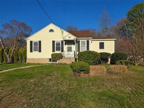 117 Canal St, Westerly, RI, 02891-1540 | Card Image