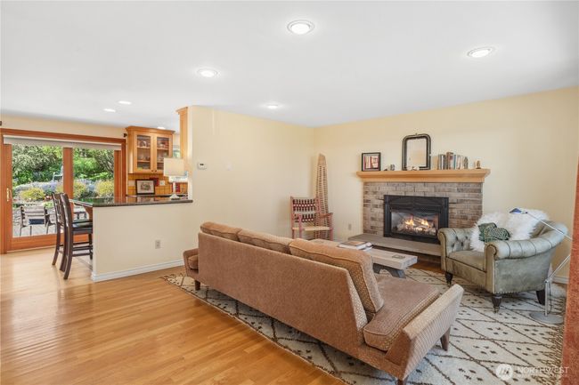 1127 Adams St, House other with 3 bedrooms, 2 bathrooms and null parking in Port Townsend WA | Image 8