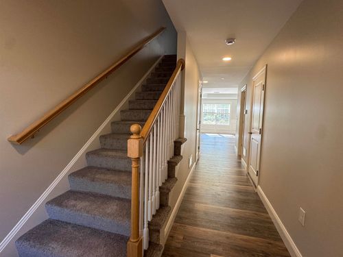 64-6-74 Rockingham Rd, Derry, NH, 03038-4145 | Card Image