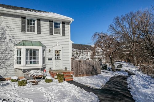 1706 William And Mary Cmn, Hillsborough, NJ, 08844-4322 | Card Image