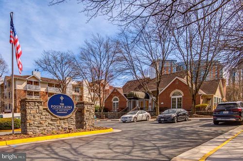 apt-201b-1511 Lincoln Way, MCLEAN, VA, 22102-5807 | Card Image
