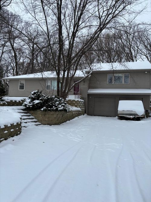 18741 Highview Ave, Lakeville, MN, 55044-9044 | Card Image