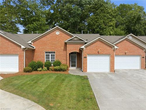 375 Northbridge Dr, High Point, NC, 27265-3062 | Card Image