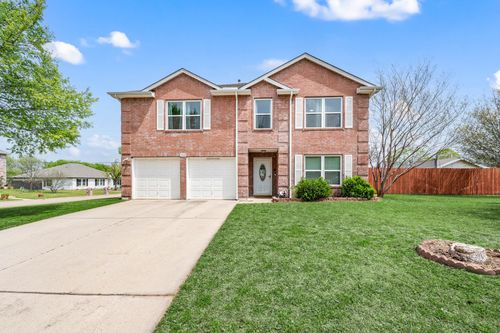 1040 Canyon Dr, Justin, TX, 76247-4267 | Card Image