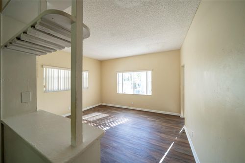 apt-4-115 Ne 4th St, Fort Lauderdale, FL, 33301-3251 | Card Image