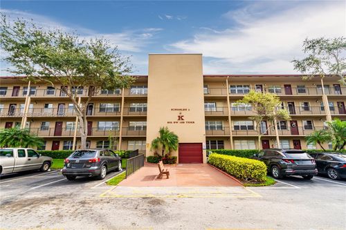 406k-801 Sw 133rd Ter, Pembroke Pines, FL, 33027-1814 | Card Image