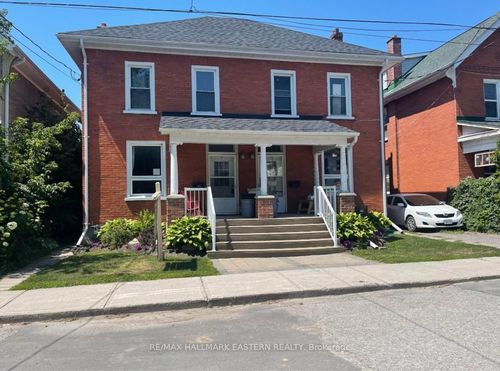 271 Thomas St, Peterborough, ON, K9J5E7 | Card Image