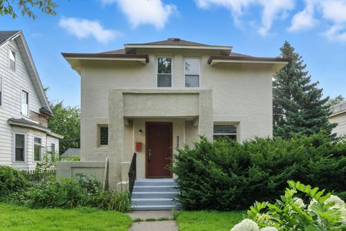 3337 16th Ave S, Minneapolis, MN, 55407-2301 | Card Image