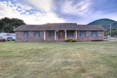 103 Mountain View Drive, House other with 3 bedrooms, 2 bathrooms and null parking in Hampton TN | Image 1