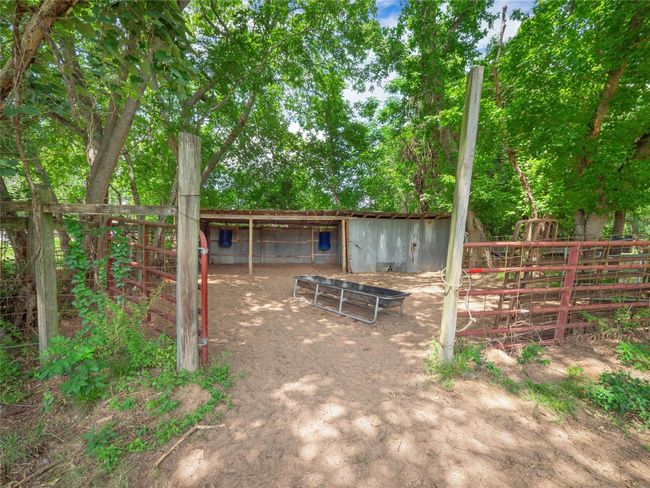 209 Old Sayers Rd, House other with 3 bedrooms, 2 bathrooms and 4 parking in Elgin TX | Image 35