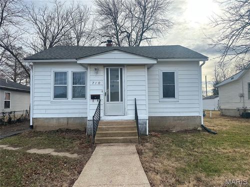 710 Madison St, Sullivan, MO, 63080-1818 | Card Image