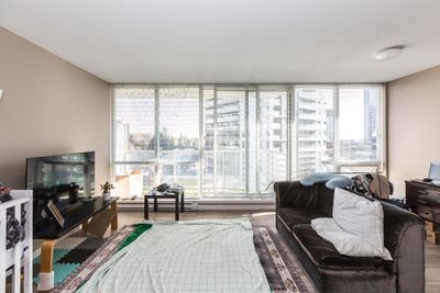 606 - 9981 Whalley Blvd, Condo with 1 bedrooms, 1 bathrooms and 1 parking in Surrey BC | Image 2