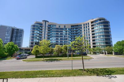 803 - 18 Valley Woods Rd, Condo with 2 bedrooms, 2 bathrooms and 1 parking in North York ON | Image 2