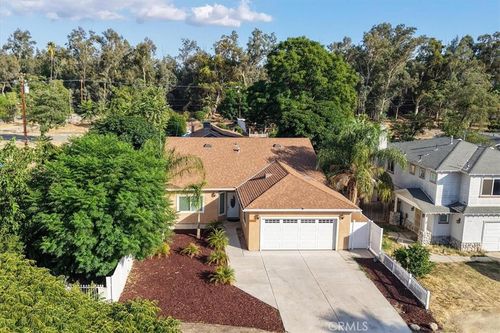 31084 Illinois St, Lake Elsinore, CA, 92530 | Card Image