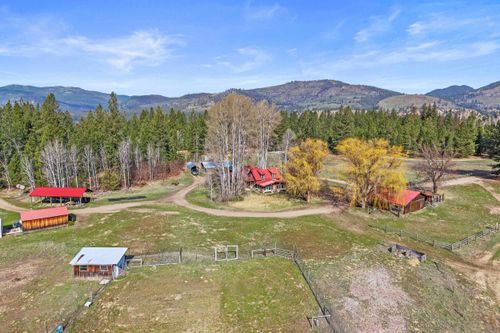 2643 Clugston Onion Creek Rd, Northport, WA, 99157-9724 | Card Image