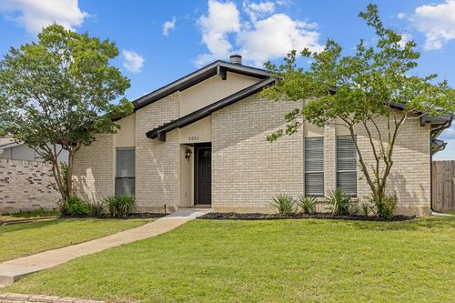 2031 Kings Rd, Carrollton, TX, 75007-3111 | Card Image