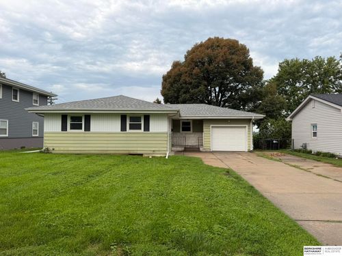 7447 Nina Street, Omaha, NE, 68124 | Card Image