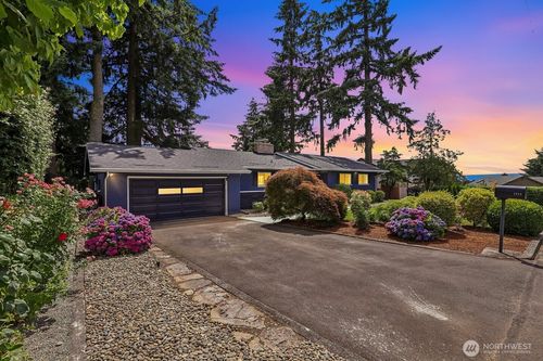 1015 Ne 64th St, Vancouver, WA, 98665-0210 | Card Image