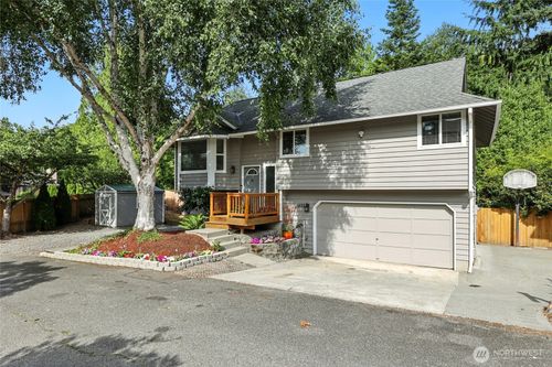 1402 51st Place Sw, Everett, WA, 98203 | Card Image
