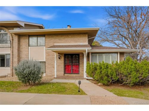 3255 S Pontiac St, Denver, CO, 80224-2700 | Card Image