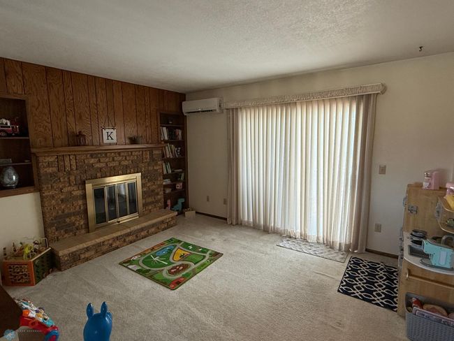 Family Room | Image 13