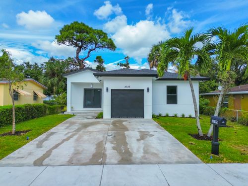 2725 Nw 7th St, Fort Lauderdale, FL, 33311-8603 | Card Image