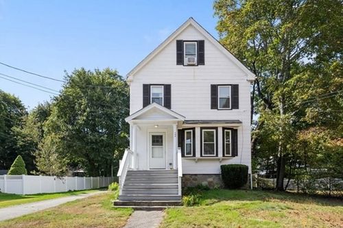 196 Myrtle St, Rockland, MA, 02370 | Card Image
