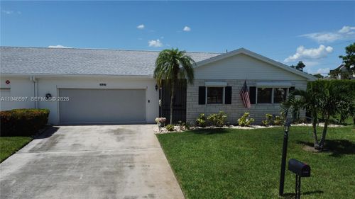 1527 Edgewater Cir, FORT MYERS, FL, 33919-6707 | Card Image