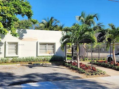 c-345 Ne 80th Ter, Miami, FL, 33138-4428 | Card Image