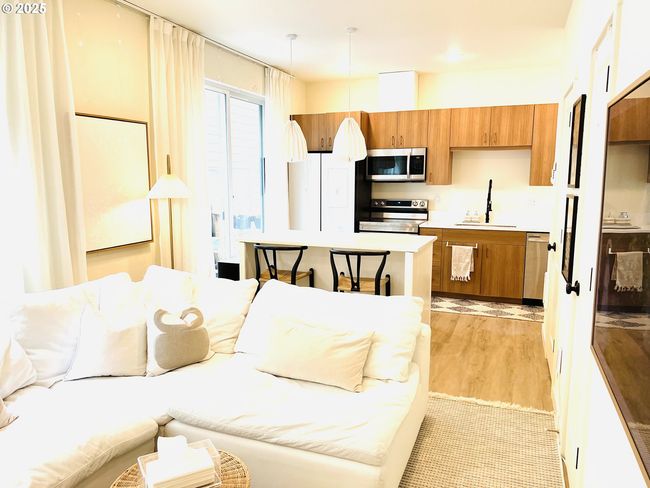 5 - 12072 Se Pine St, Condo with 2 bedrooms, 2 bathrooms and null parking in Portland OR | Image 13