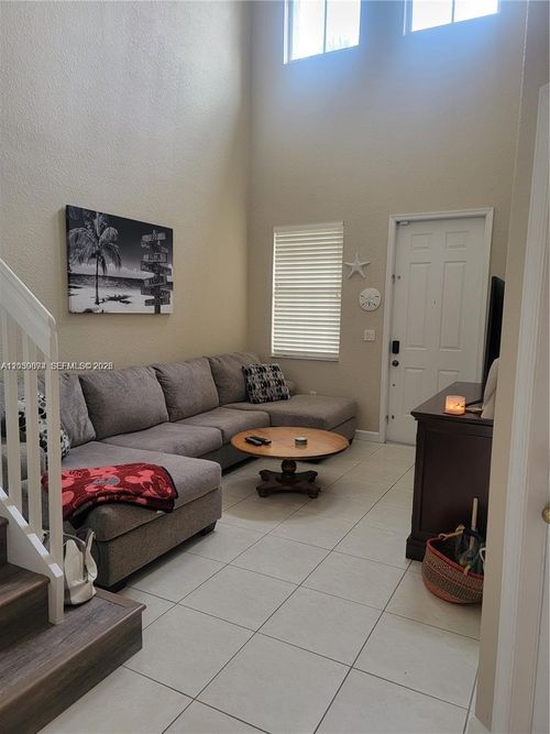2407 Se 14th St, Homestead, FL, 33035-2278 | Card Image