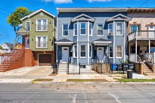 1015 Flora St, Elizabeth, NJ, 07201-1771 | Card Image
