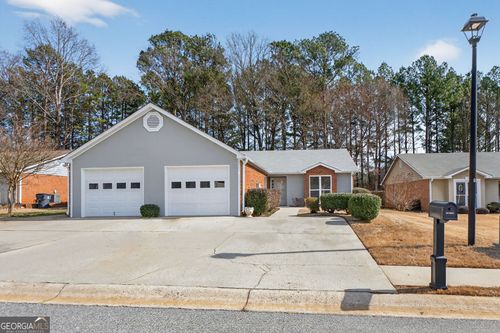 130 Wilbanks Dr, Fayetteville, GA, 30215-6802 | Card Image