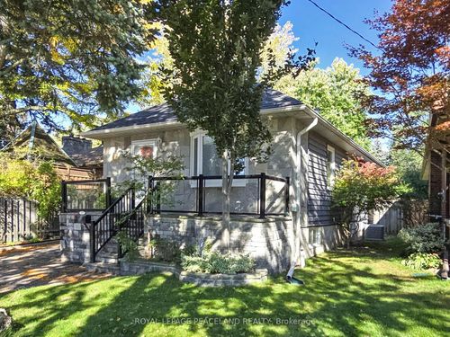 139 Scarboro Cres, Scarborough, ON, M1M2J5 | Card Image