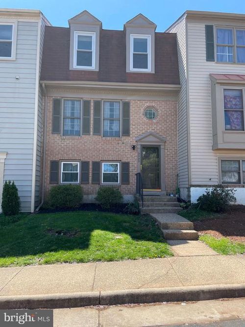 10395 Rapidan Ln, MANASSAS, VA, 20109-6448 | Card Image