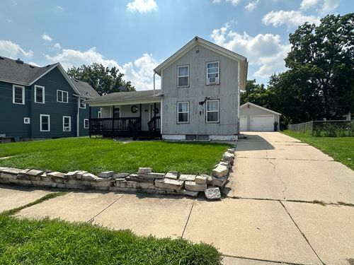334 N Crystal St, Elgin, IL, 60123-3530 | Card Image
